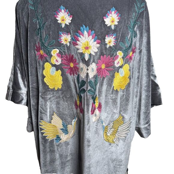 Entro Gray Velvet Kimono Floral Embroidery Size 1X - Picture 1 of 12